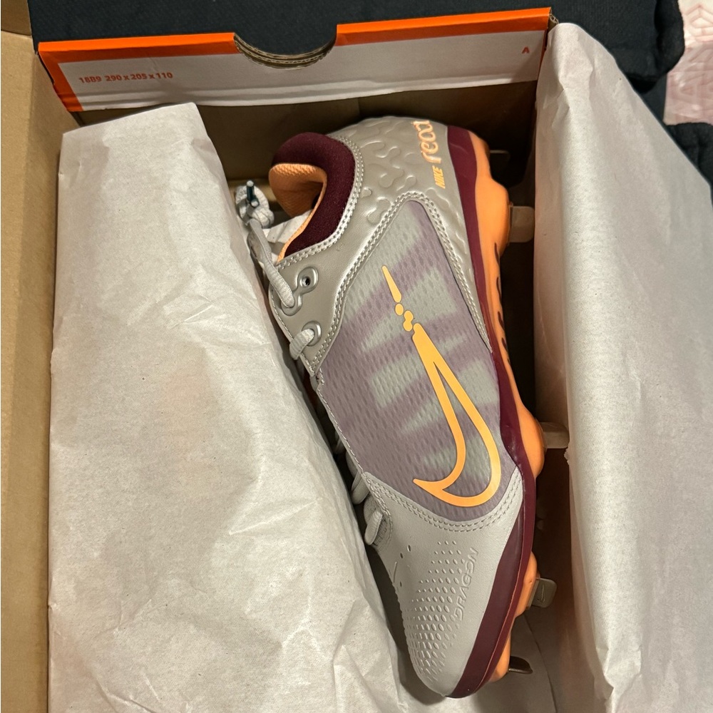 Nike Women's Hyperdiamond 4 Elite - Size 7